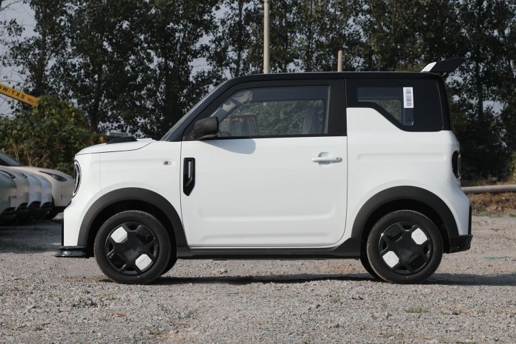 吉利银河 2025款 210km 熊猫卡丁车身外观6006