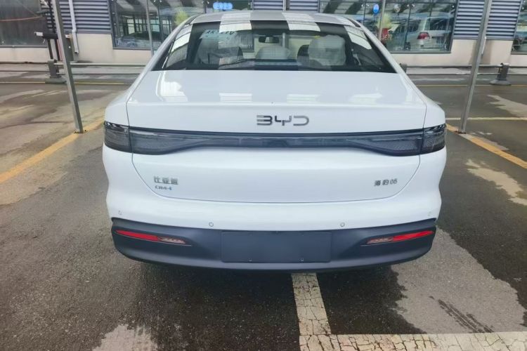 比亚迪 海豹05 DM-i 2025款 DM-i 智驾版 55KM豪华型车身外观6004