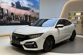 本田 思域 2021款 HATCHBACK 220TURBO CVT新锐控