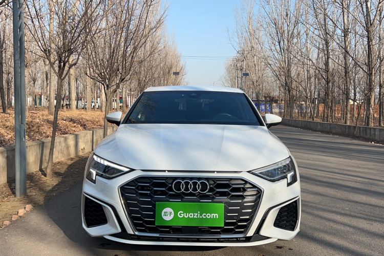 奥迪A3 2022款 Sportback 35 TFSI 进取运动型车身外观6001