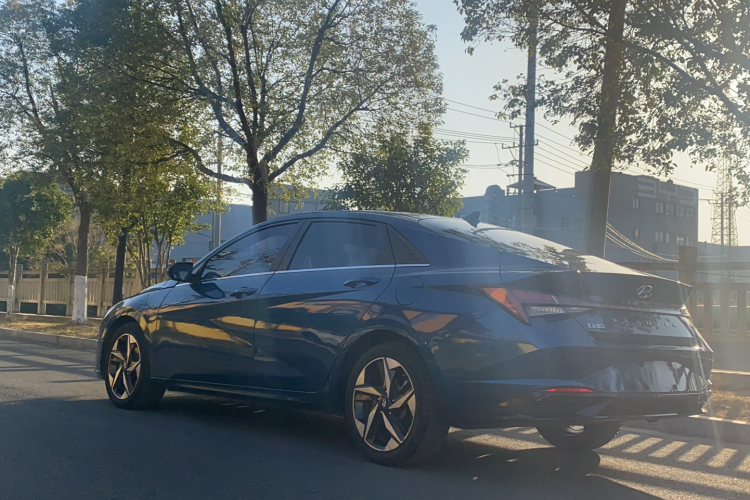 现代 伊兰特 2021款 1.5L CVT LUX尊贵版车身外观6004