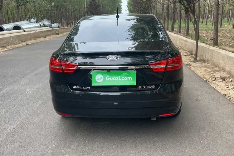 福特 福睿斯 2015款 1.5L 自动时尚型车身外观6005