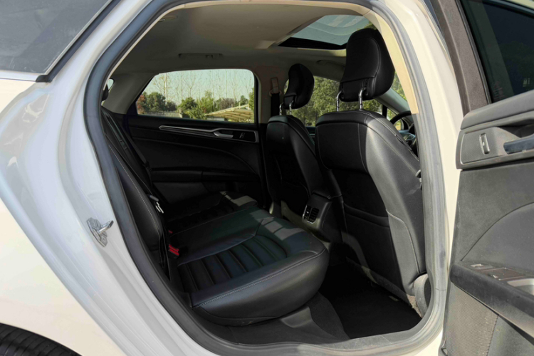 福特 蒙迪欧 2020款 EcoBoost 180 时尚型车身外观6008