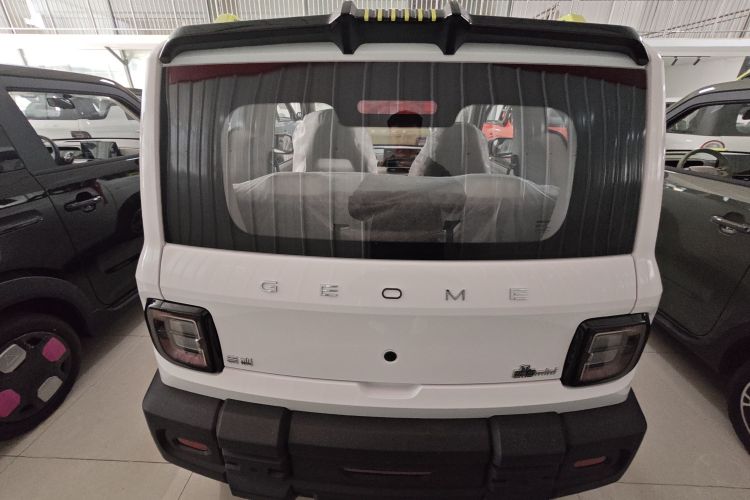 吉利银河 2025款 210km 熊猫骑士车身外观6004