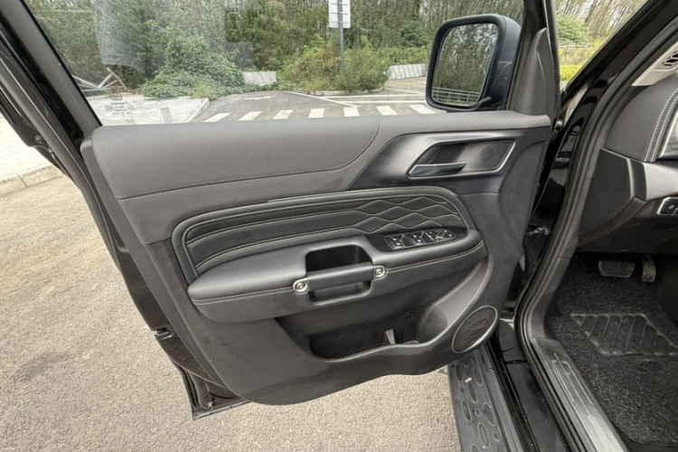 坦克300 2023款 越野版 2.0T 挑战者中控内饰7008