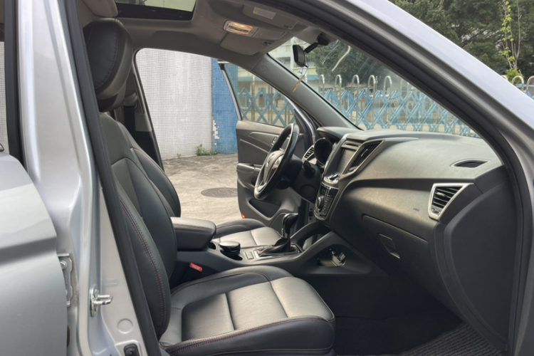 长安CS75 2014款 1.8T 自动尊贵型 国V局部细节41