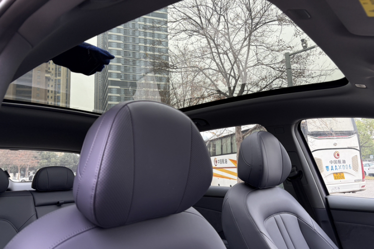 鸿蒙智行 尚界H5 2025款 纯电 Max 长续航局部细节22