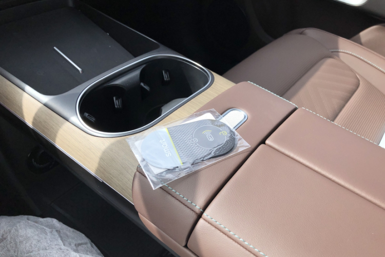 smart精灵#5 2024款 长续航奇旅 豪华版中控内饰7001