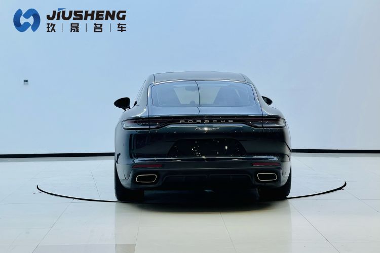 保时捷 2023款 Panamera 4 行政加长版 2.9T中控内饰7001