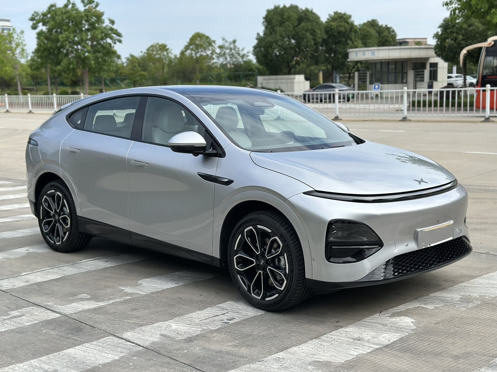 小鹏G6 2025款 625 长续航 Max 旗舰版