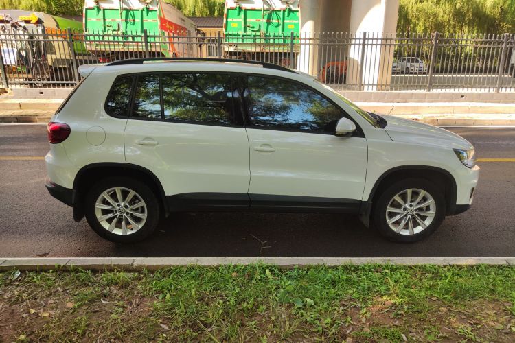 大众 途观 2017款 300TSI 自动两驱丝绸之路舒适版车身外观6006