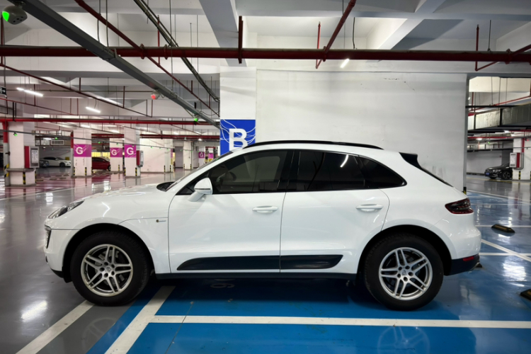 保时捷 2016款 Macan 2.0T车身外观6008