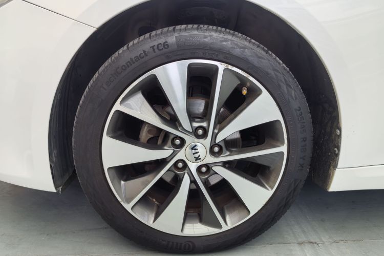 起亚K5 2016款 2.0L 自动LUX车身外观6004