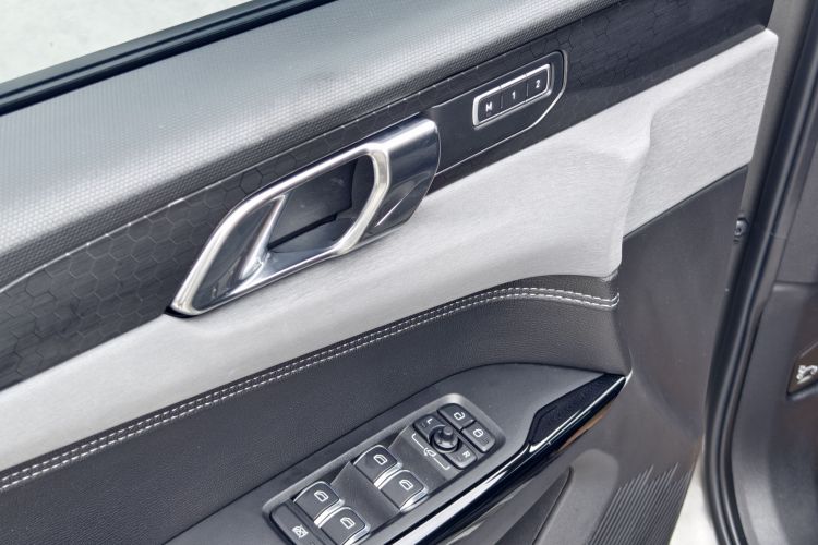 领克03 2021款 2.0TD 自动劲 冠军版局部细节9005