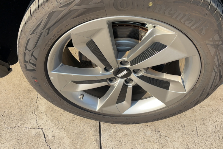 魏牌 摩卡新能源 2024款 Hi4 四驱长续航版车身外观6007