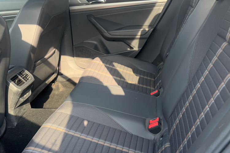 大众 朗逸 2019款 280TSI DSG舒适版 国VI中控内饰7002