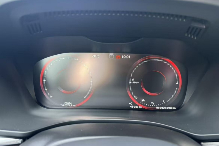 沃尔沃XC60新能源 2019款 T8 E驱混动 智尊豪华版 国V中控内饰15