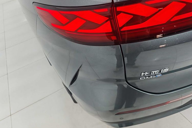 比亚迪 唐L 2025款 DM 200KM四驱激光雷达旗舰型车身外观6008