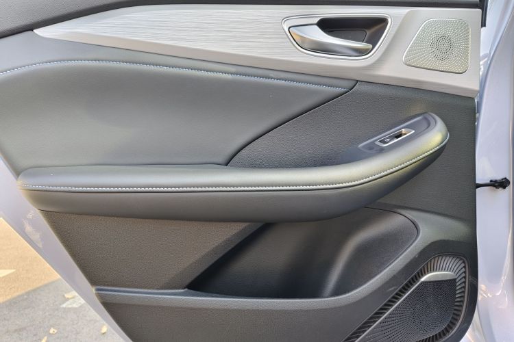 飞凡汽车 飞凡ER6 2021款 新动版 620km 智享版局部细节9002