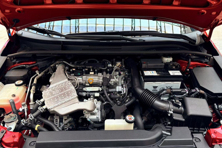 丰田 雷凌 2019款 185T CVT进取版 国VI中控内饰7004