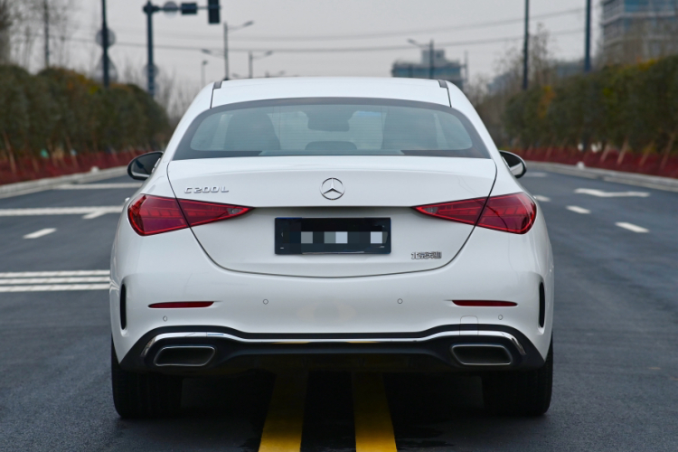 奔驰C级 2023款 C 200 L 运动版车身外观6001