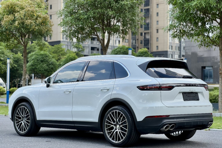 保时捷 2019款 Cayenne 3.0T车身外观6003