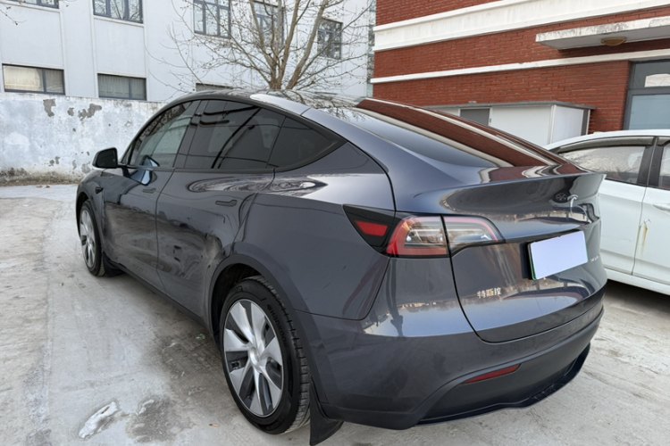 特斯拉 Model Y 2022款 改款 后轮驱动版车身外观6003