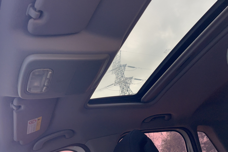 标致3008 2015款 1.6THP 自动经典版中控内饰7015