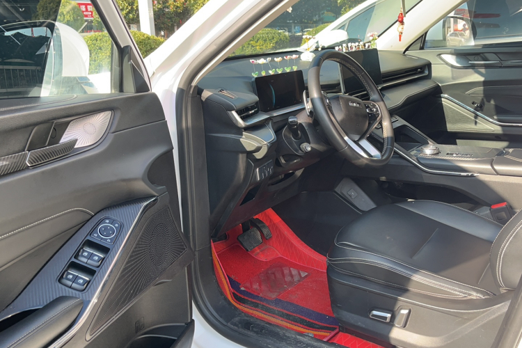 哈弗H6 2021款 第三代 1.5T 自动两驱Pro中控内饰7002