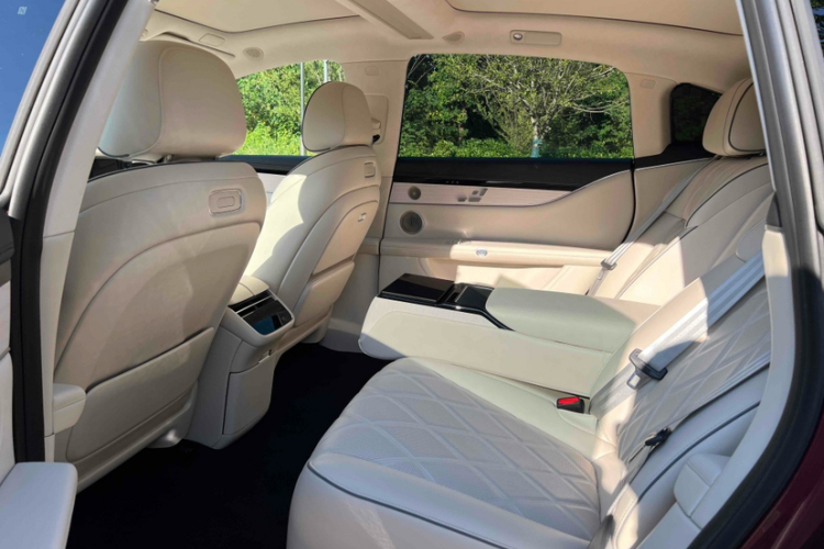 鸿蒙智行 享界S9 2024款 纯电 Ultra 四驱旗舰版中控内饰7005