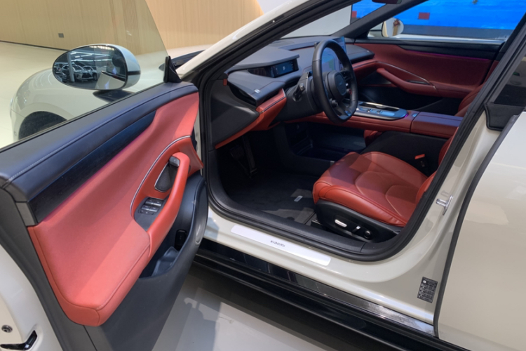 小米汽车 小米SU7 2024款 后驱标准创始版中控内饰7002