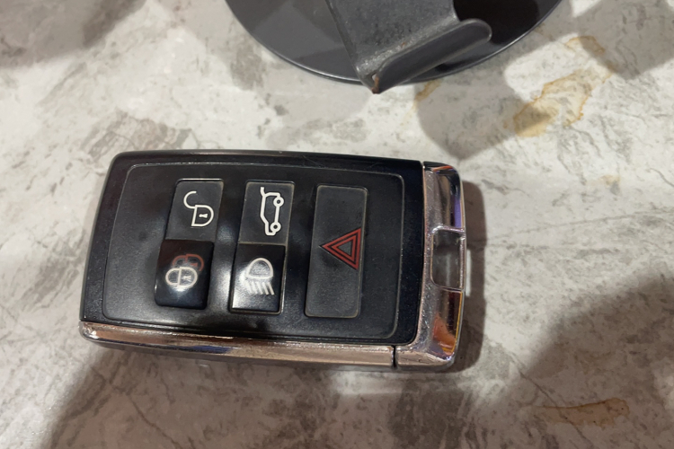 路虎 发现运动版 2020款 249PS R-Dynamic 性能版中控内饰7001