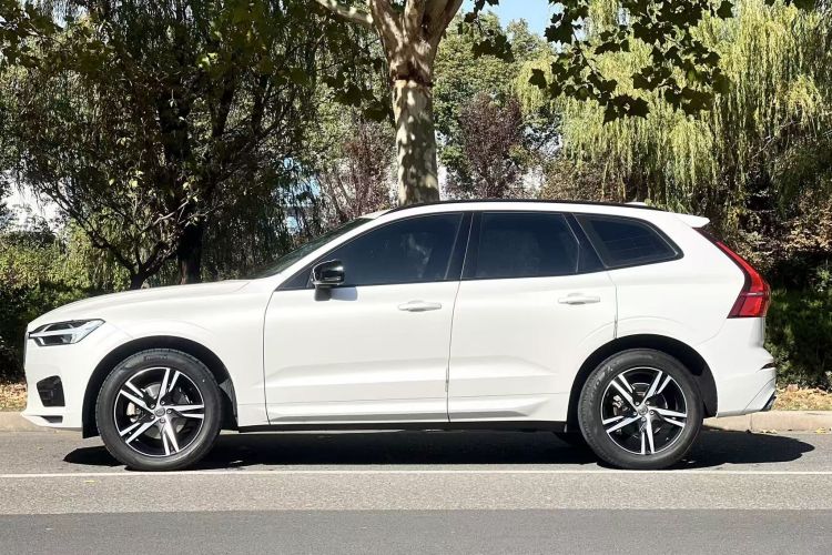 沃尔沃XC60 2020款 T5 四驱智远运动版车身外观6007