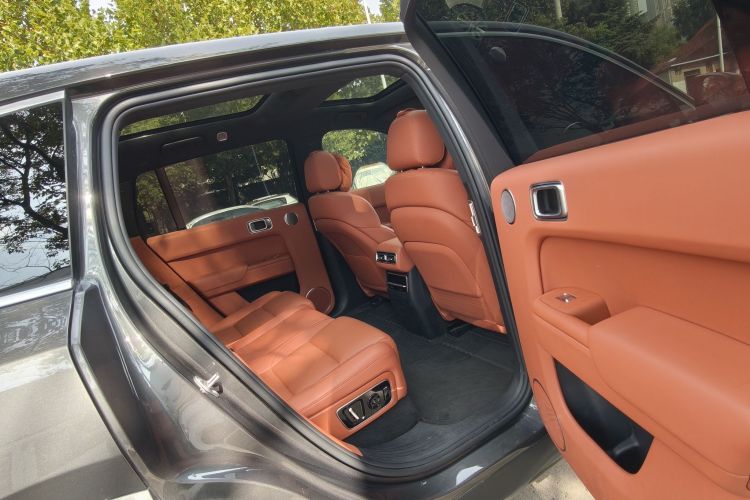 理想汽车 理想L7 2023款 Pro中控内饰7010