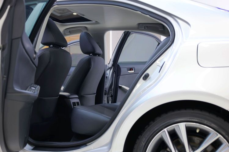 雷克萨斯IS 2017款 300 锋尚版中控内饰7008