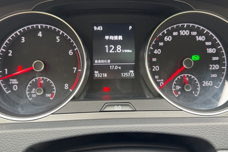 大众 高尔夫 2016款 230TSI 自动舒适型中控内饰15