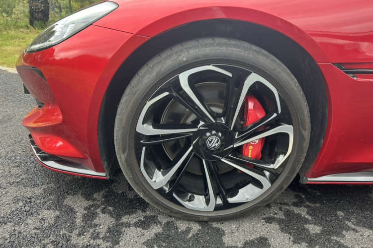 名爵 MG Cyberster 2024款 520km 传奇四驱版车身外观6011