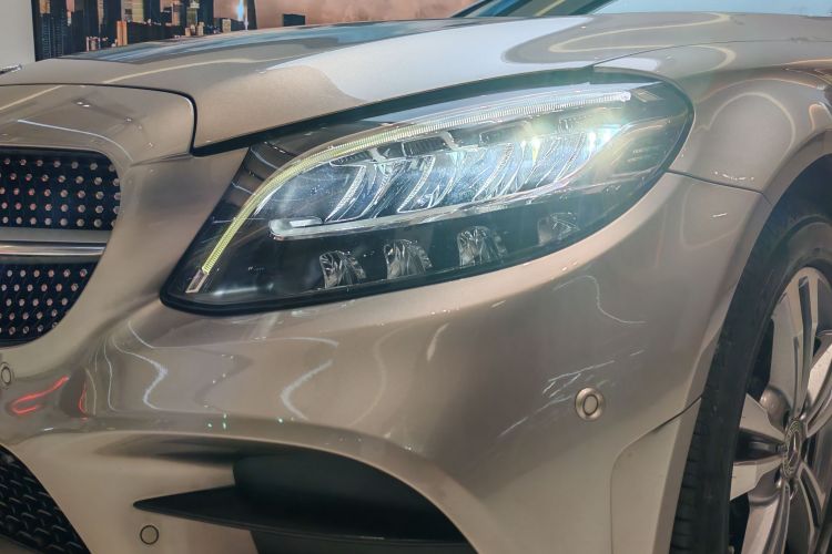 奔驰C级 2020款 改款 C 200 L 时尚型运动版局部细节36