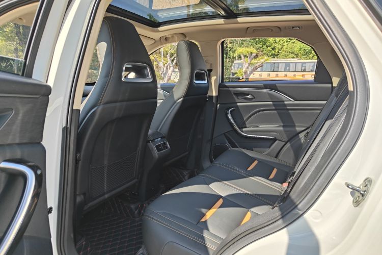 奔腾T77 2020款 PRO 280 TID 自动豪华型中控内饰7013