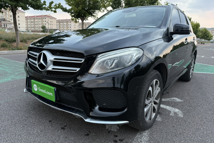 奔驰GLE 2016款 GLE 320 4MATIC 动感型车身外观6001