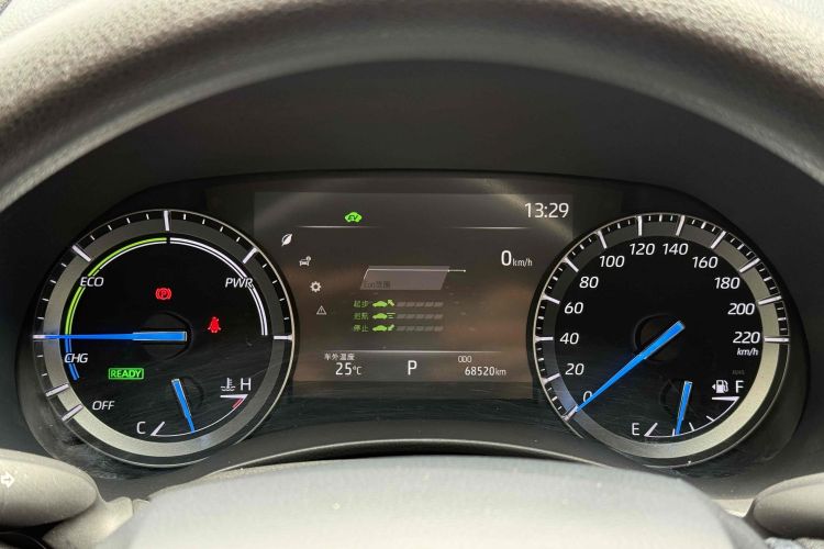 丰田 汉兰达 2022款 双擎 2.5L 四驱精英版 7座中控内饰15