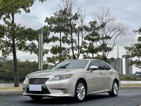 雷克萨斯ES 2013款 300h 精英版