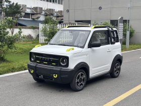 吉利银河 2025款 210km 熊猫骑士