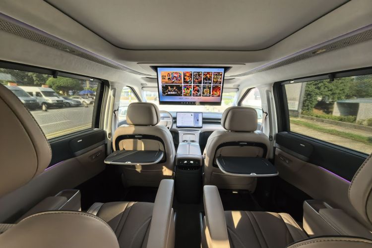 小鹏X9 2025款 740超长续航 Max局部细节22