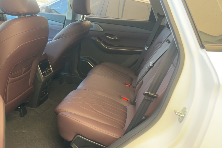 捷途X90 PRO 2024款 2.0T DCT豪华版 5座中控内饰7001