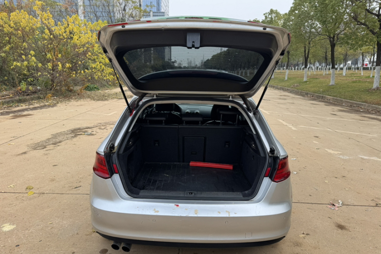 奥迪A3 2014款 Sportback 35 TFSI 自动舒适型局部细节23