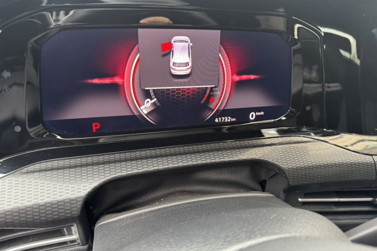 大众 高尔夫GTI 2023款 380TSI DSG GTI中控内饰15