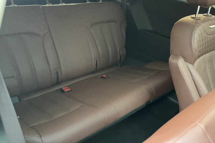 汉腾汽车 汉腾V7 2019款 1.5T 自动旗舰型 7座 国V中控内饰7013