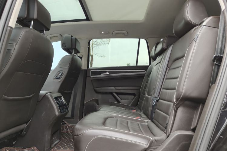 大众 途昂 2017款 530 V6 四驱至尊旗舰版中控内饰7008