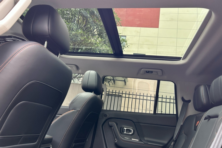 捷途自由者 2025款 2.0TD 自动XWD征服中控内饰7014